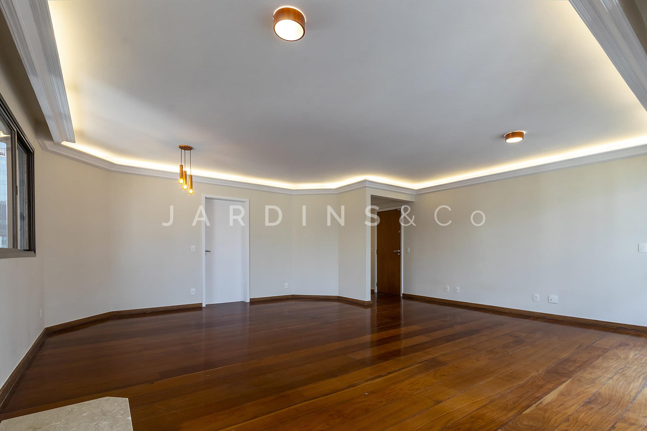 Apartamento no Jardim Europa