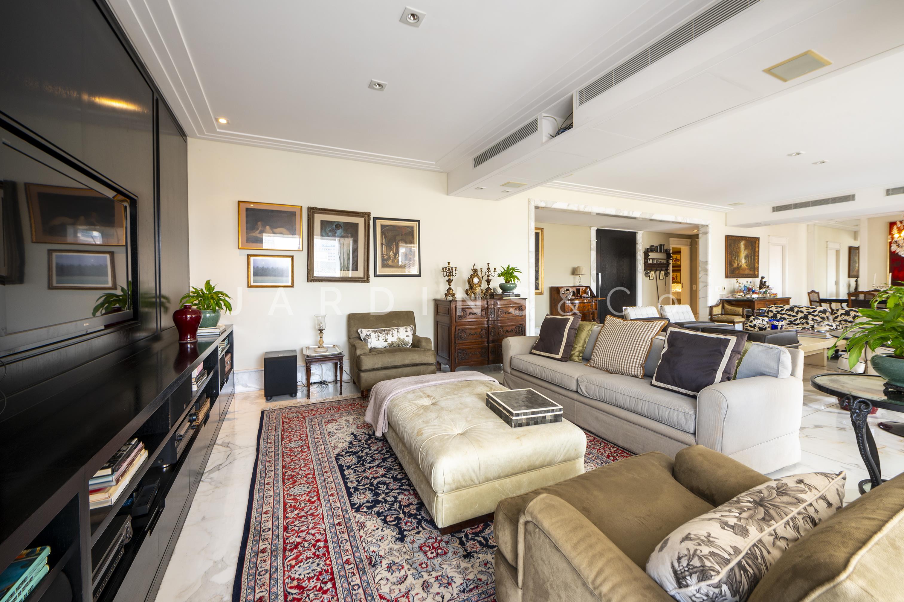 Apartamento no Chácara Itaim