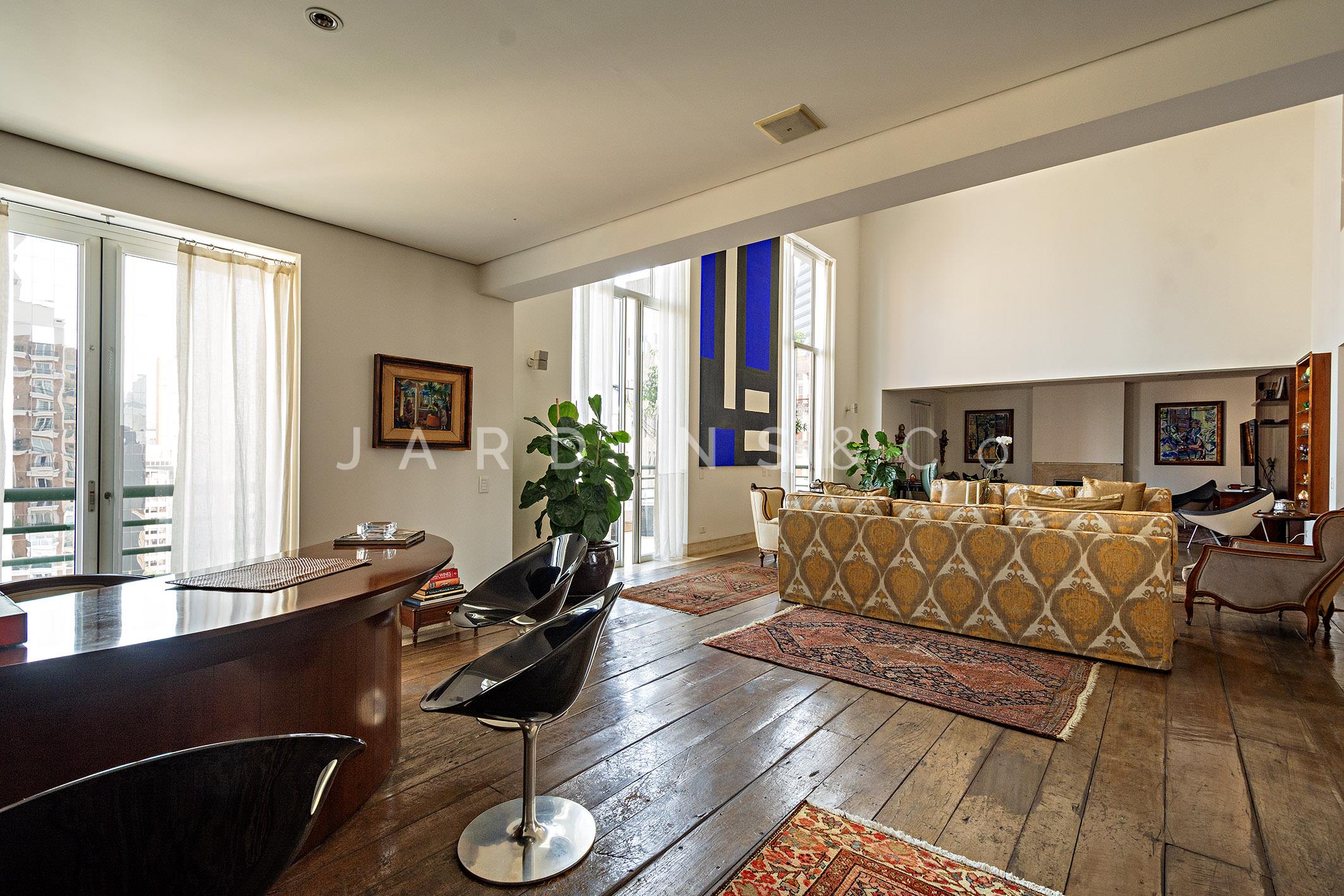 Apartamento no Chácara Itaim