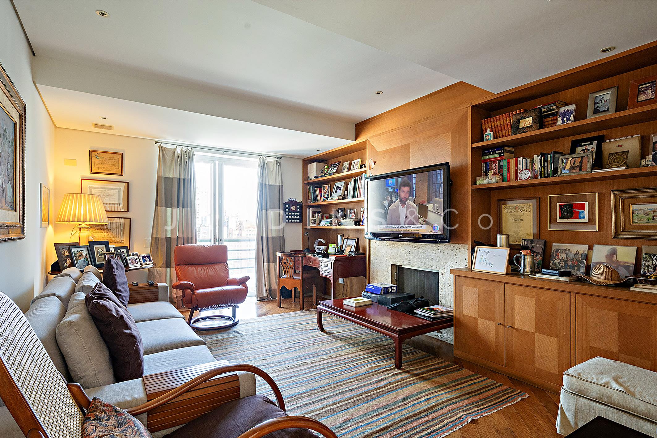 Apartamento no Chácara Itaim