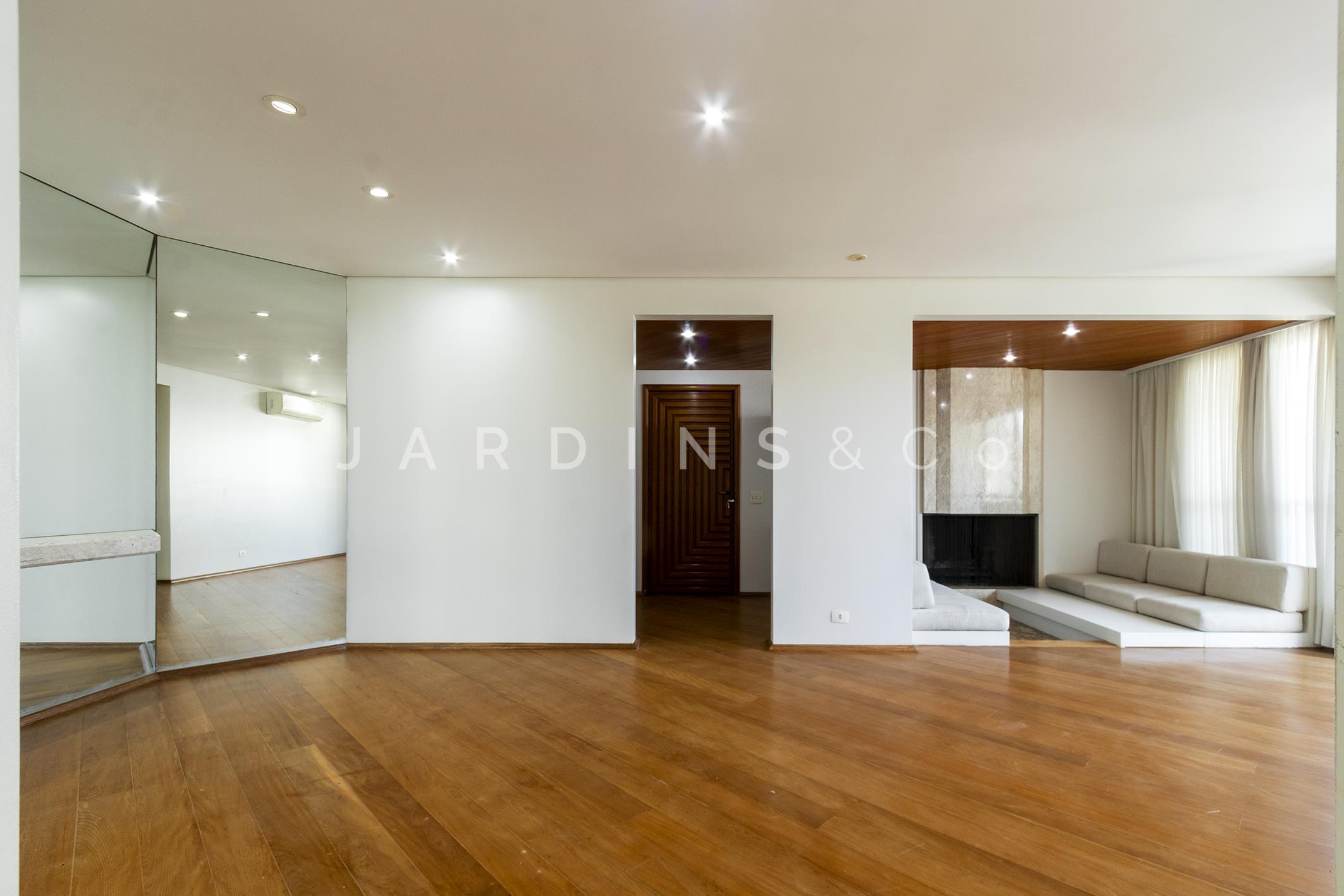 Apartamento no Moema