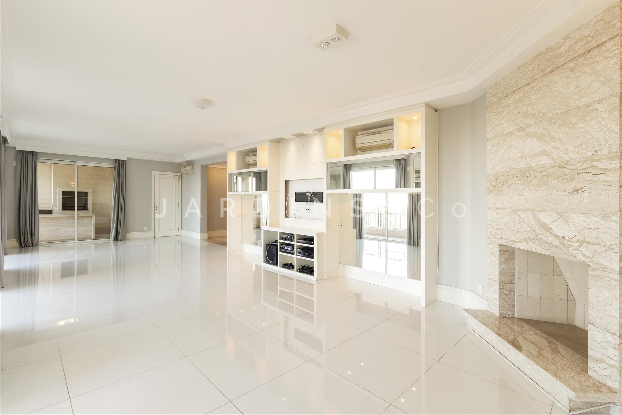 Apartamento no Cerqueira César