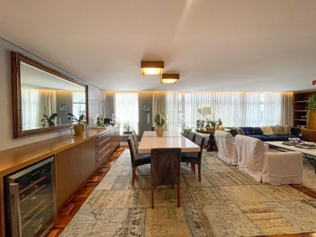 Apartamento à venda no Jardim América