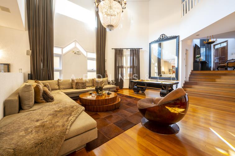 Casa em Condomínio no Jardim Vitória Régia