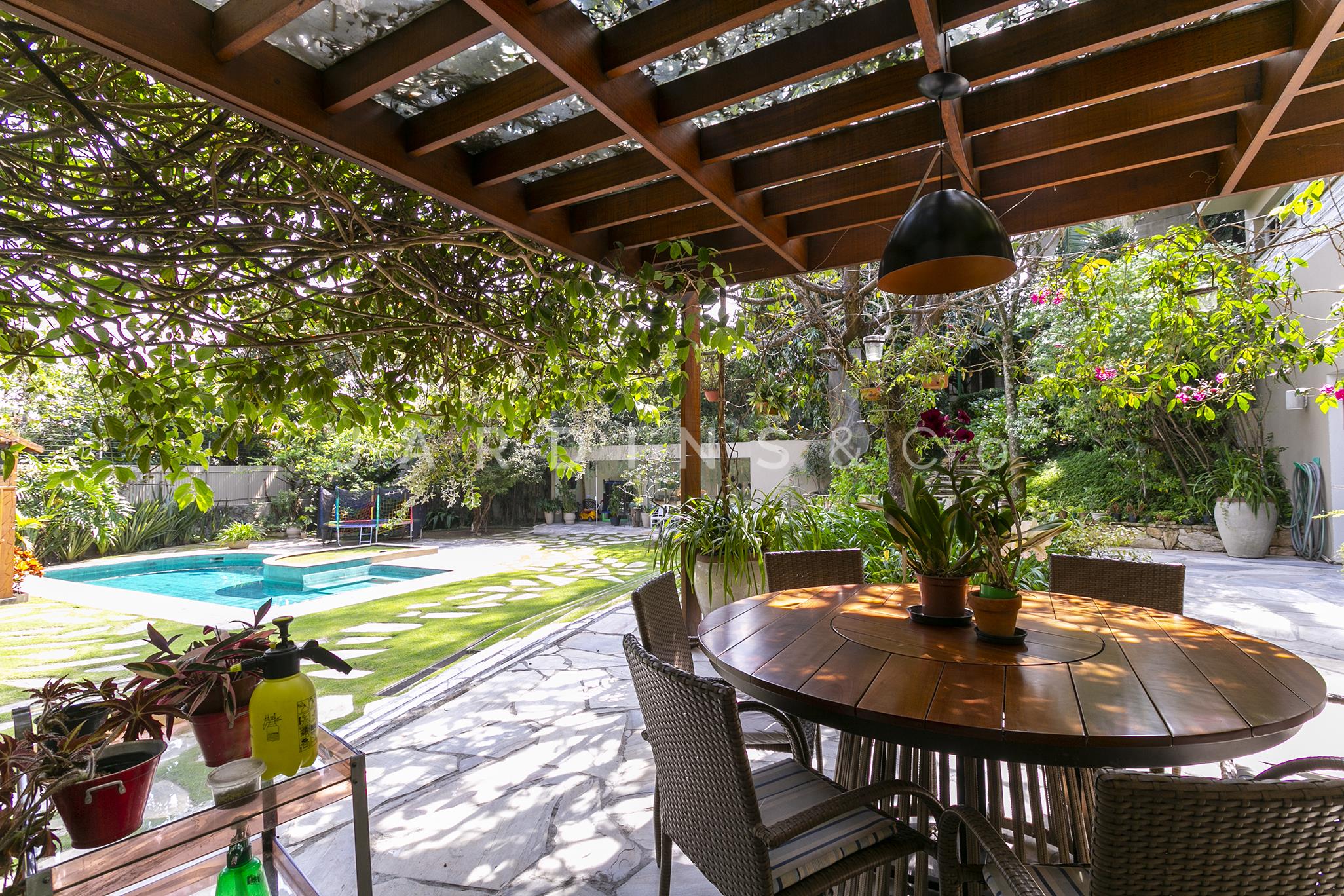 Casa no Jardim Guedala