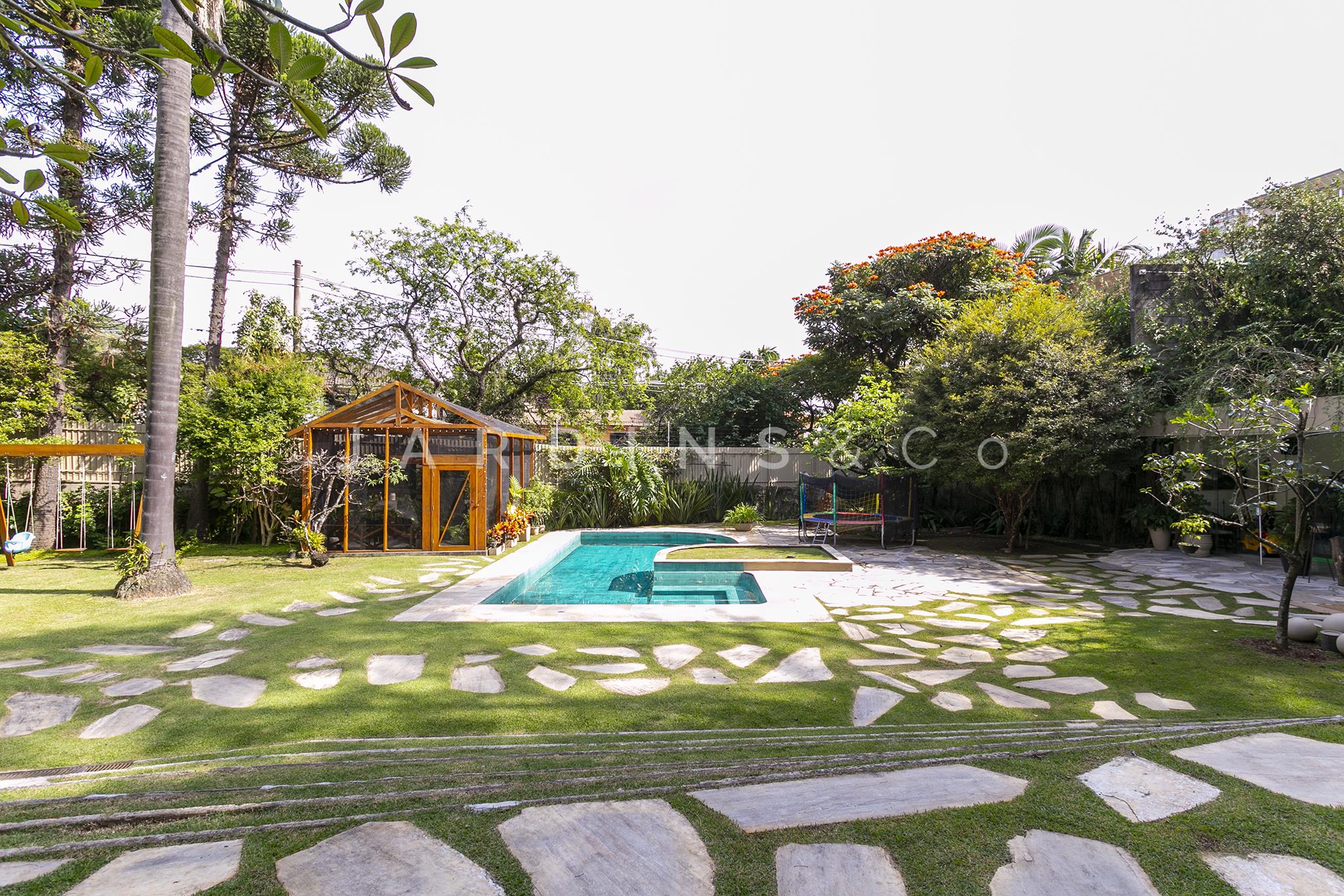 Casa no Jardim Guedala