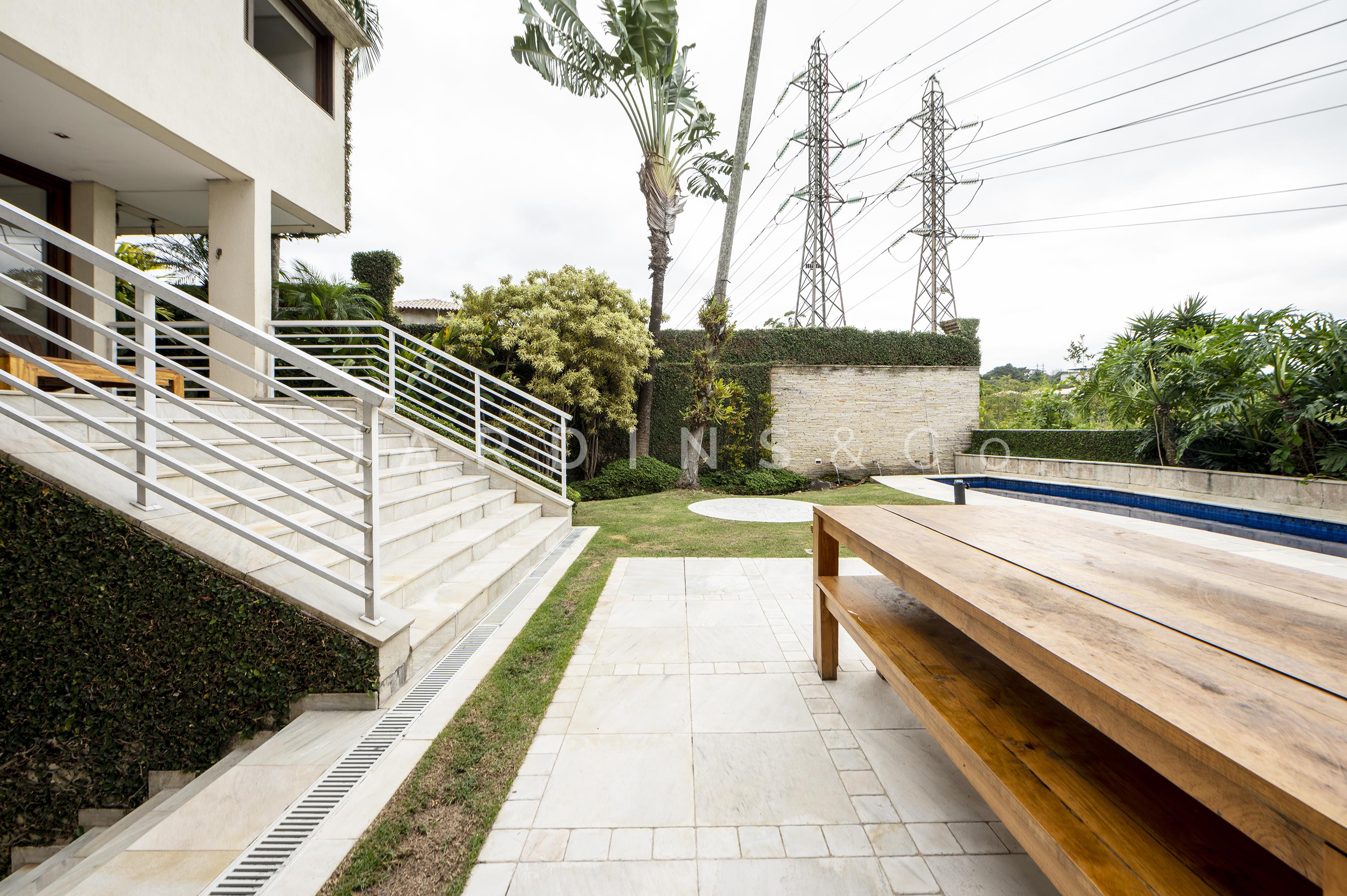 Casa no Jardim Sílvia (Zona Oeste)