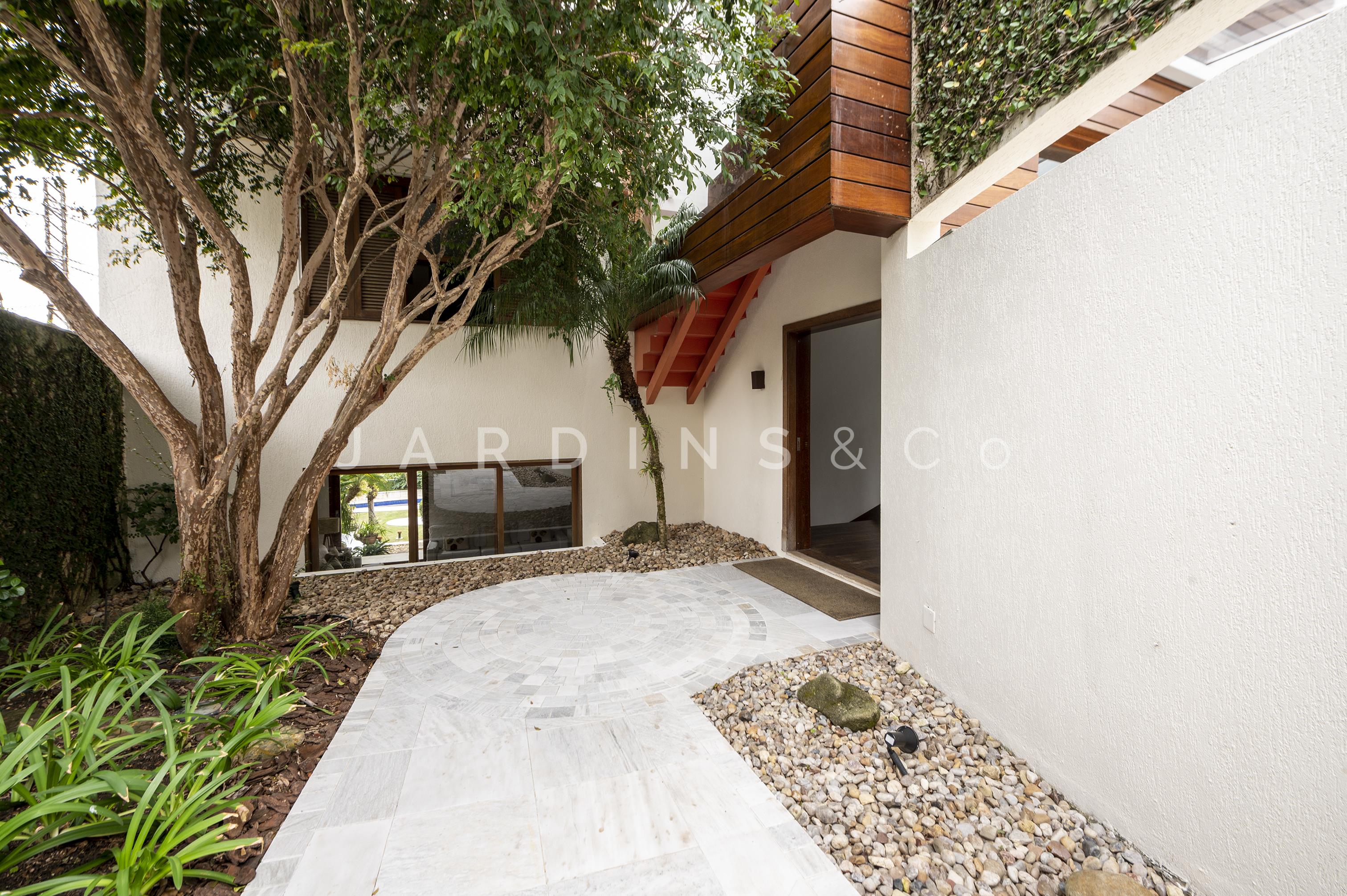 Casa no Jardim Sílvia (Zona Oeste)