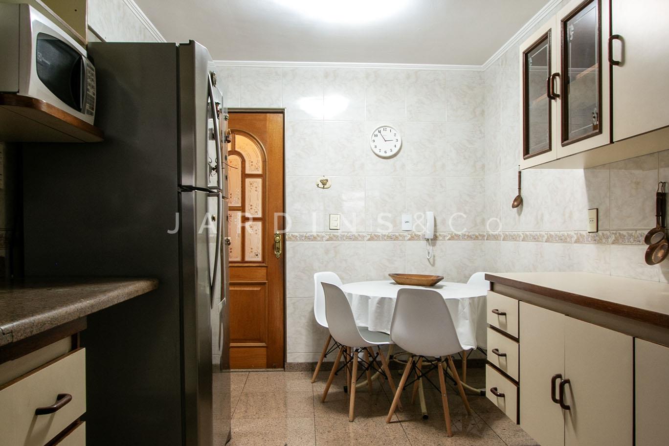 Apartamento no Paraíso