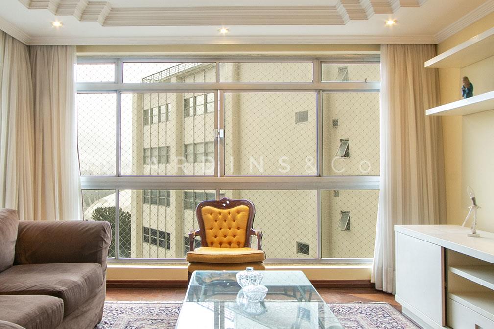 Apartamento no Paraíso