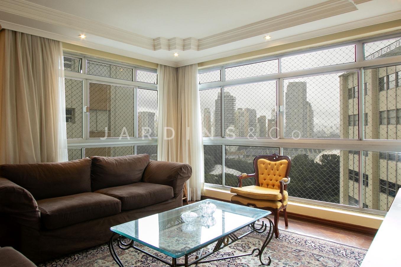 Apartamento no Paraíso