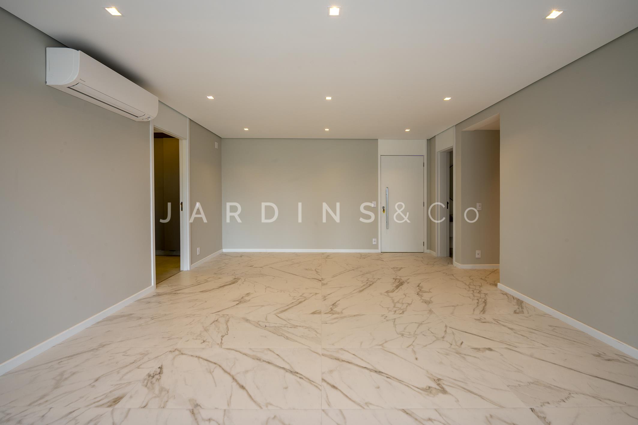 Apartamento no Moema