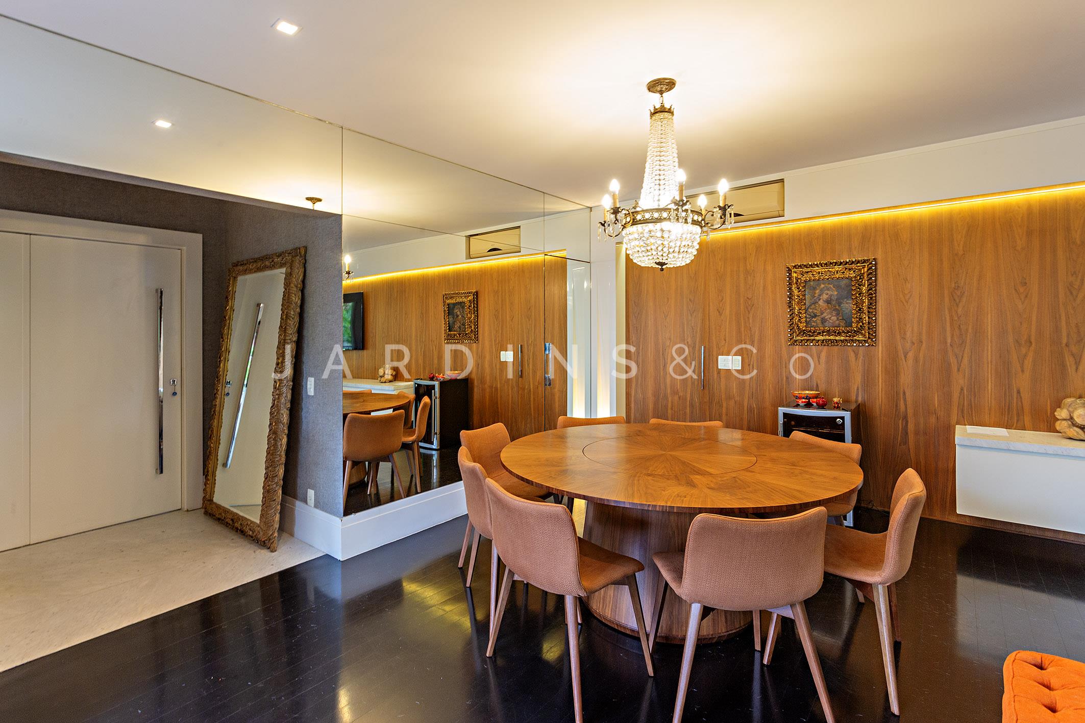 Apartamento no Alto de Pinheiros