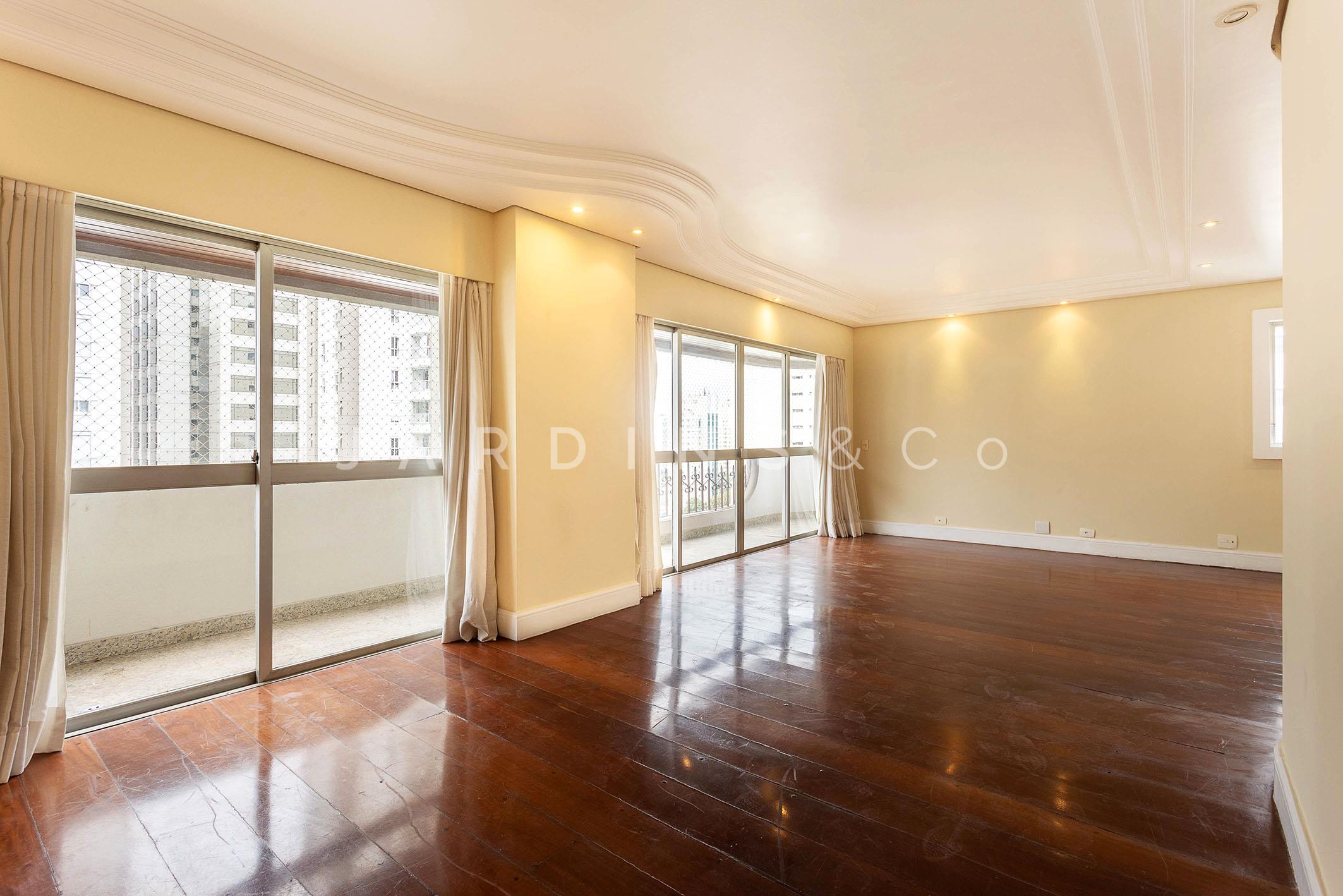 Apartamento no Moema