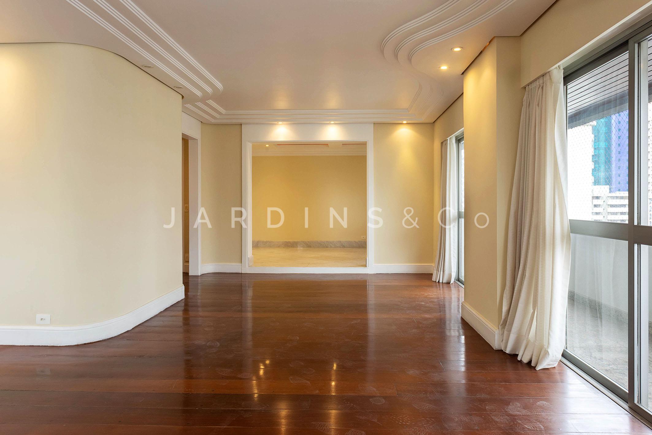 Apartamento no Moema