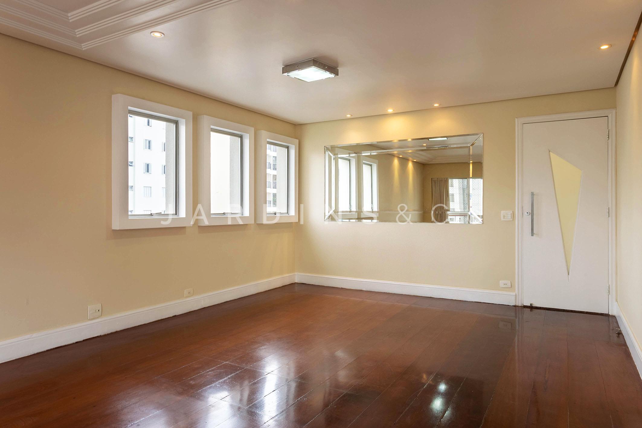Apartamento no Moema