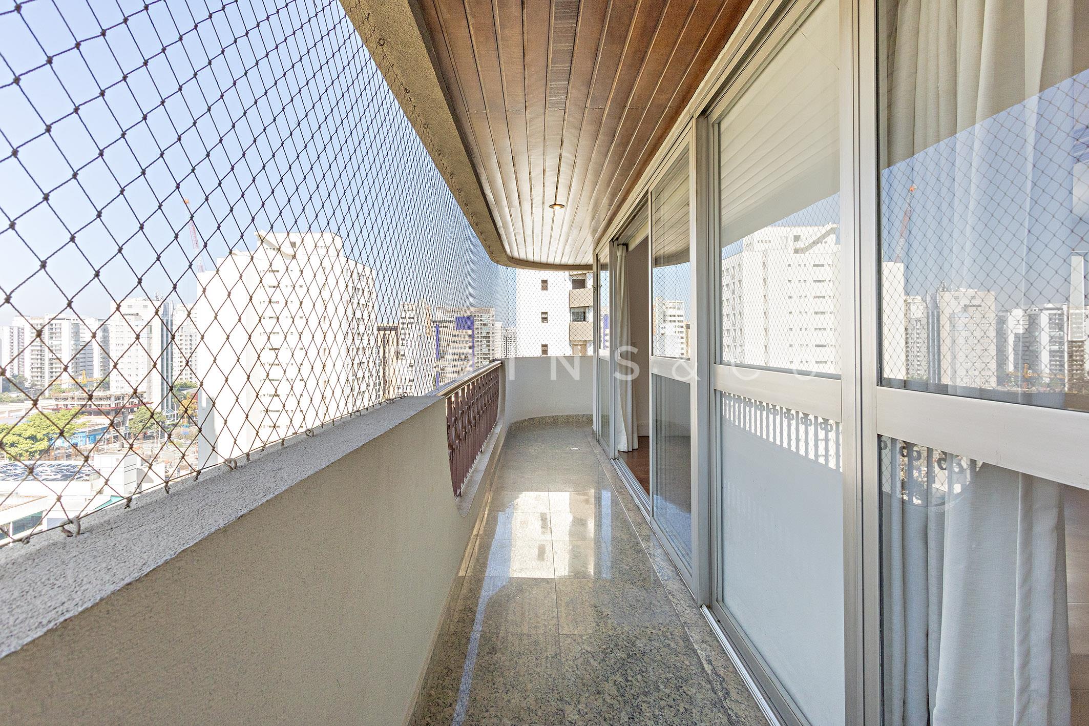 Apartamento no Moema