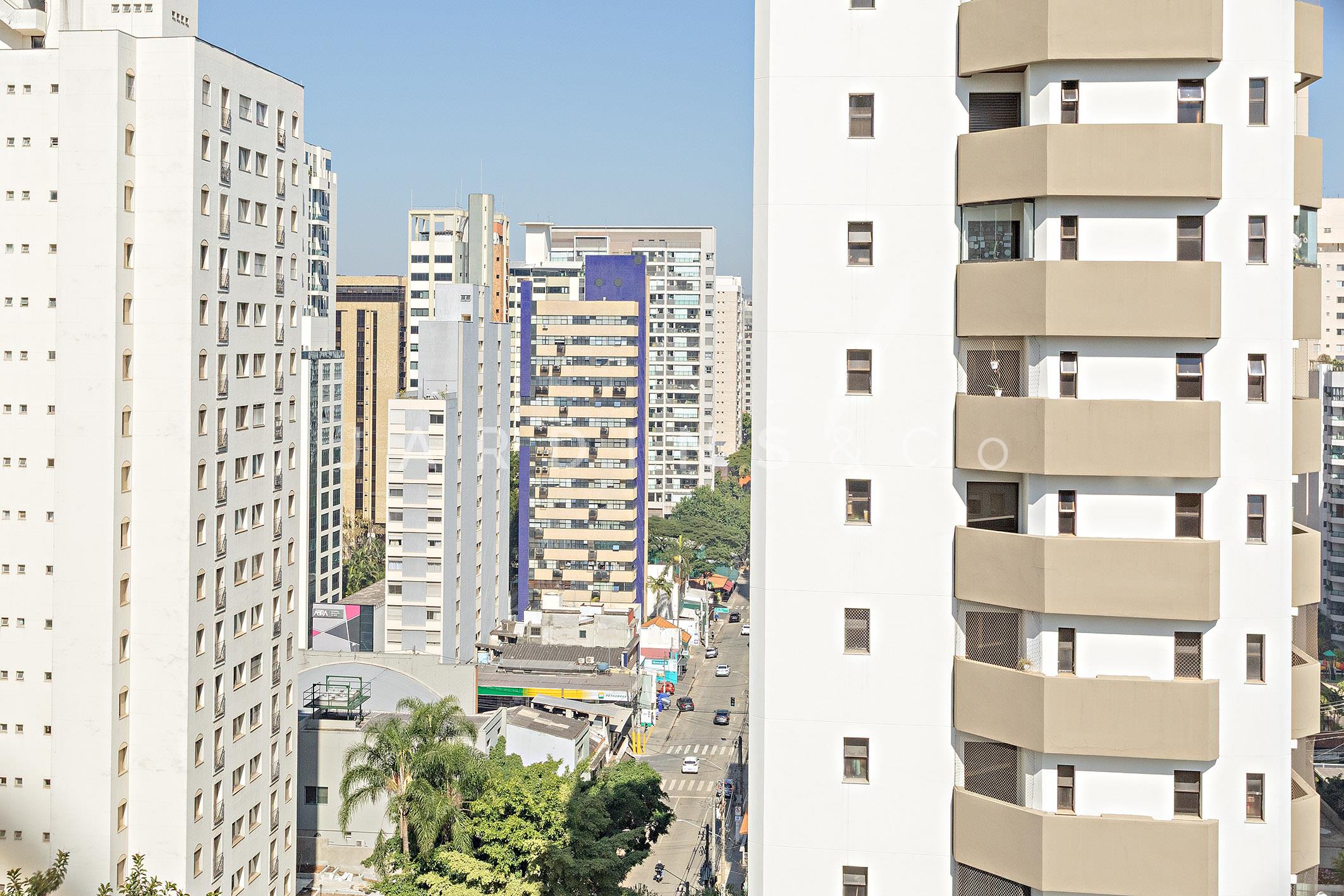 Apartamento no Moema