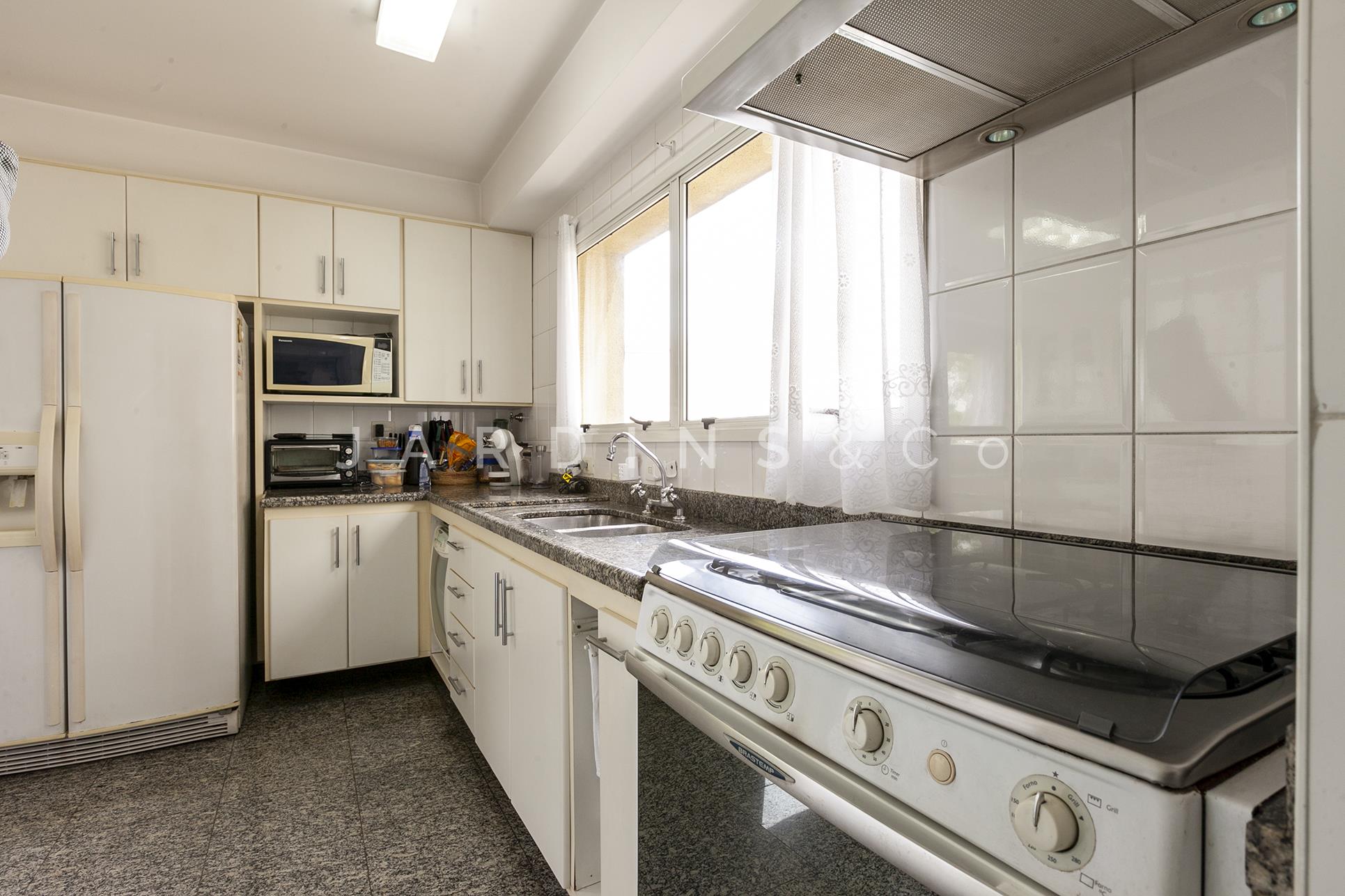 Apartamento no Paraíso