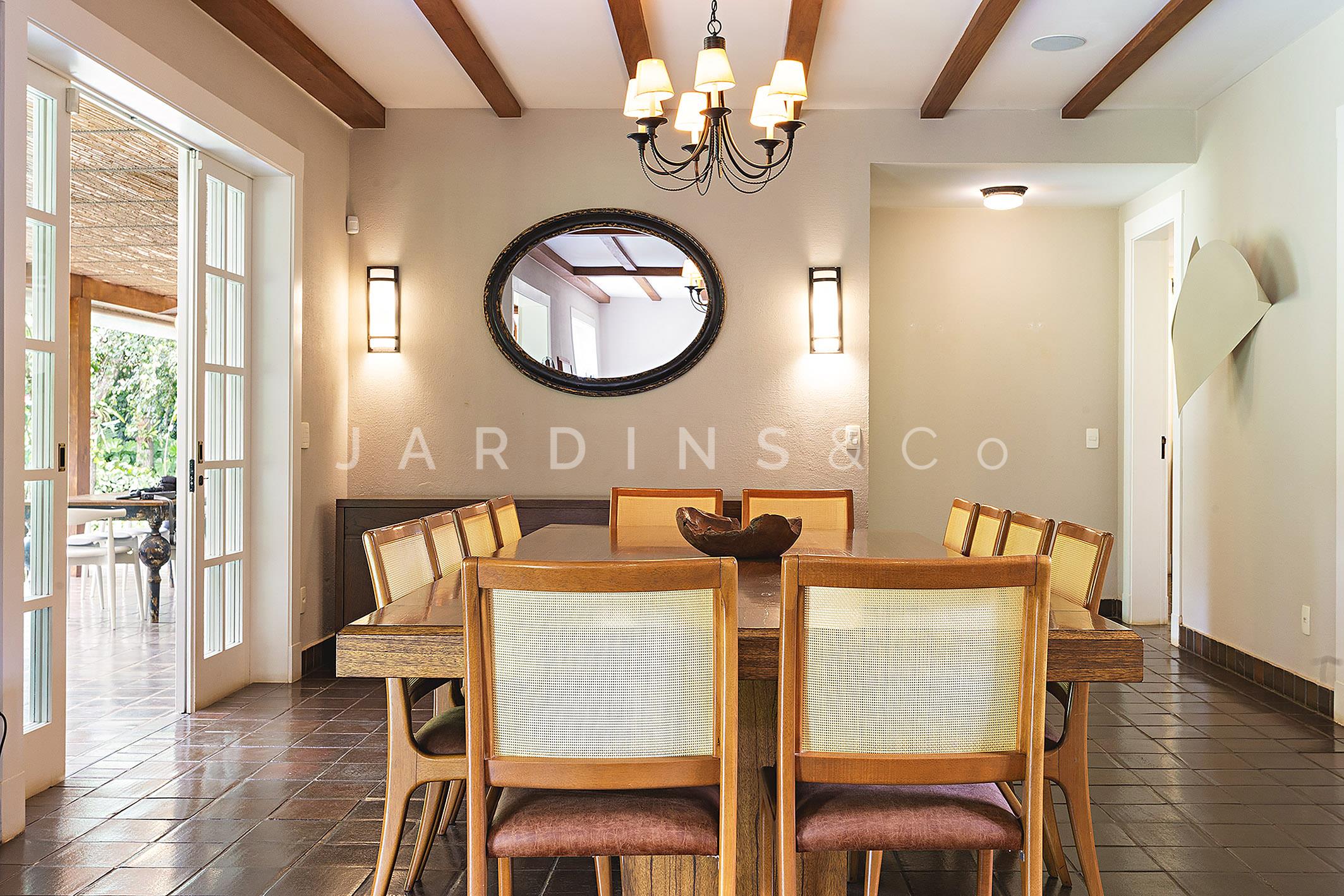 Casa em Condomínio no Chácara Jaraguá