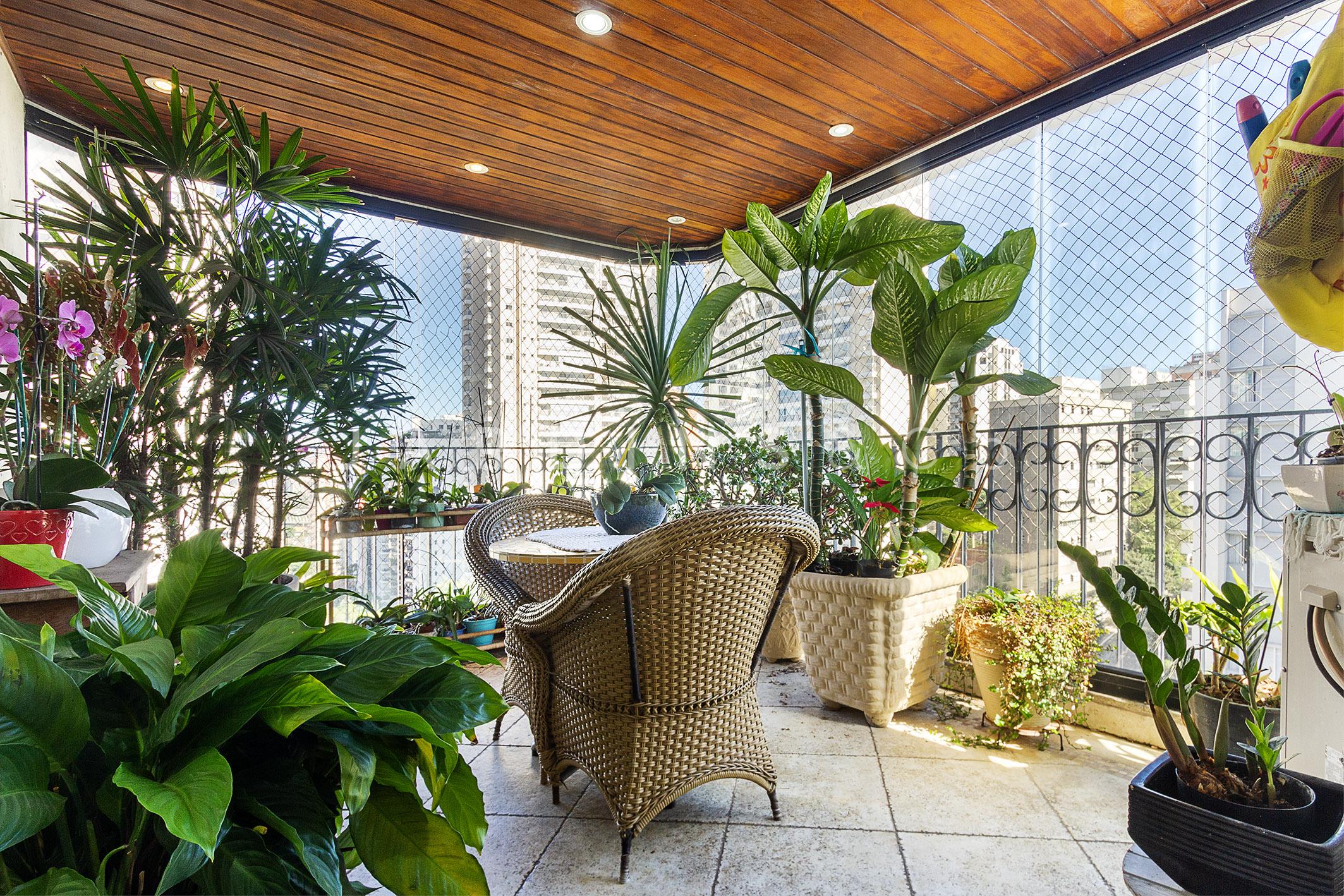 Apartamento no Paraíso