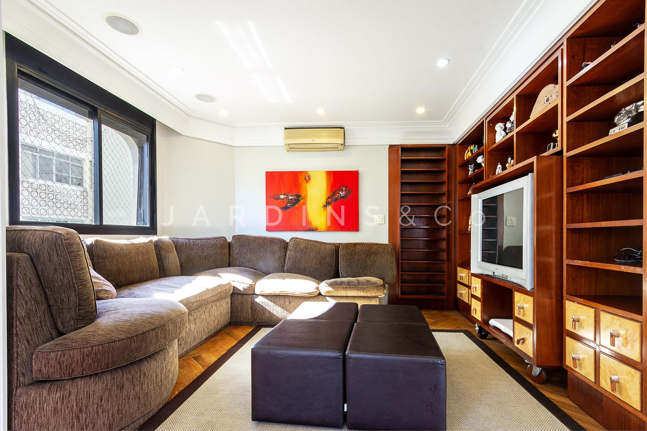 Apartamento no Paraíso