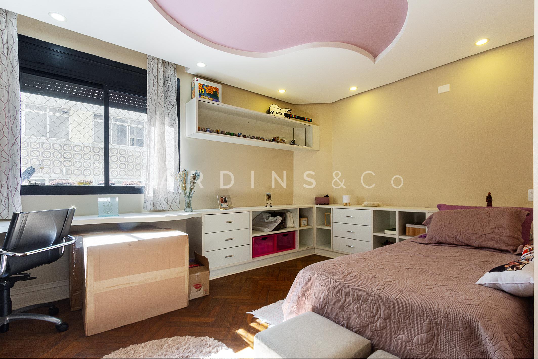 Apartamento no Paraíso