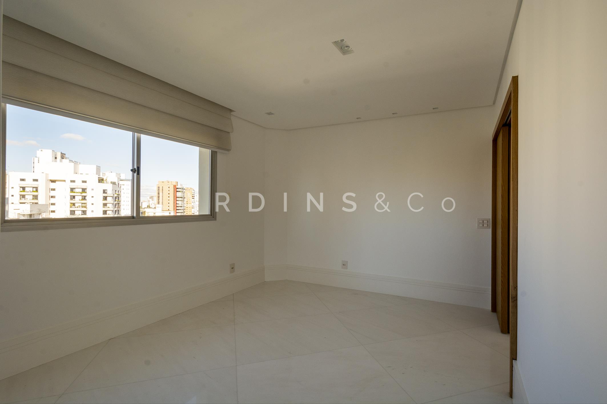 Apartamento no Moema