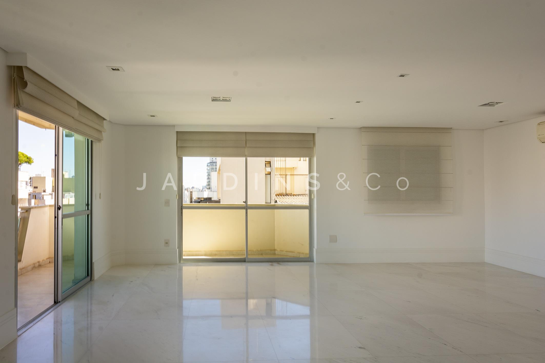 Apartamento no Moema