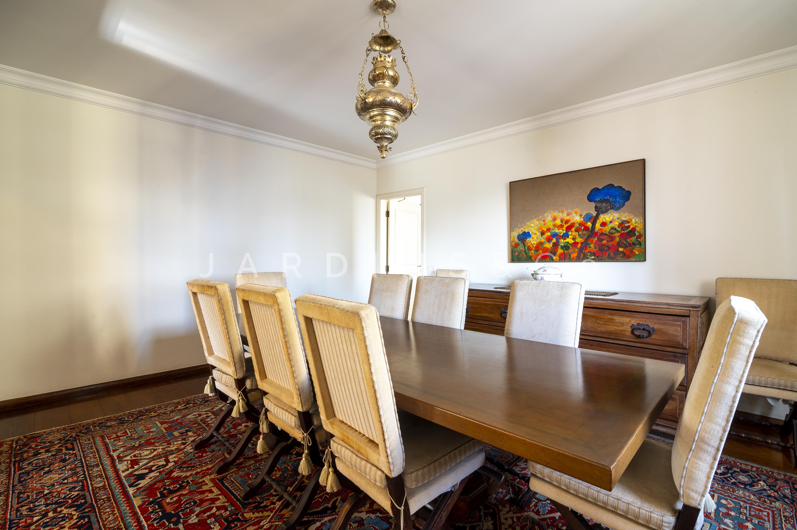 Apartamento no Real Parque