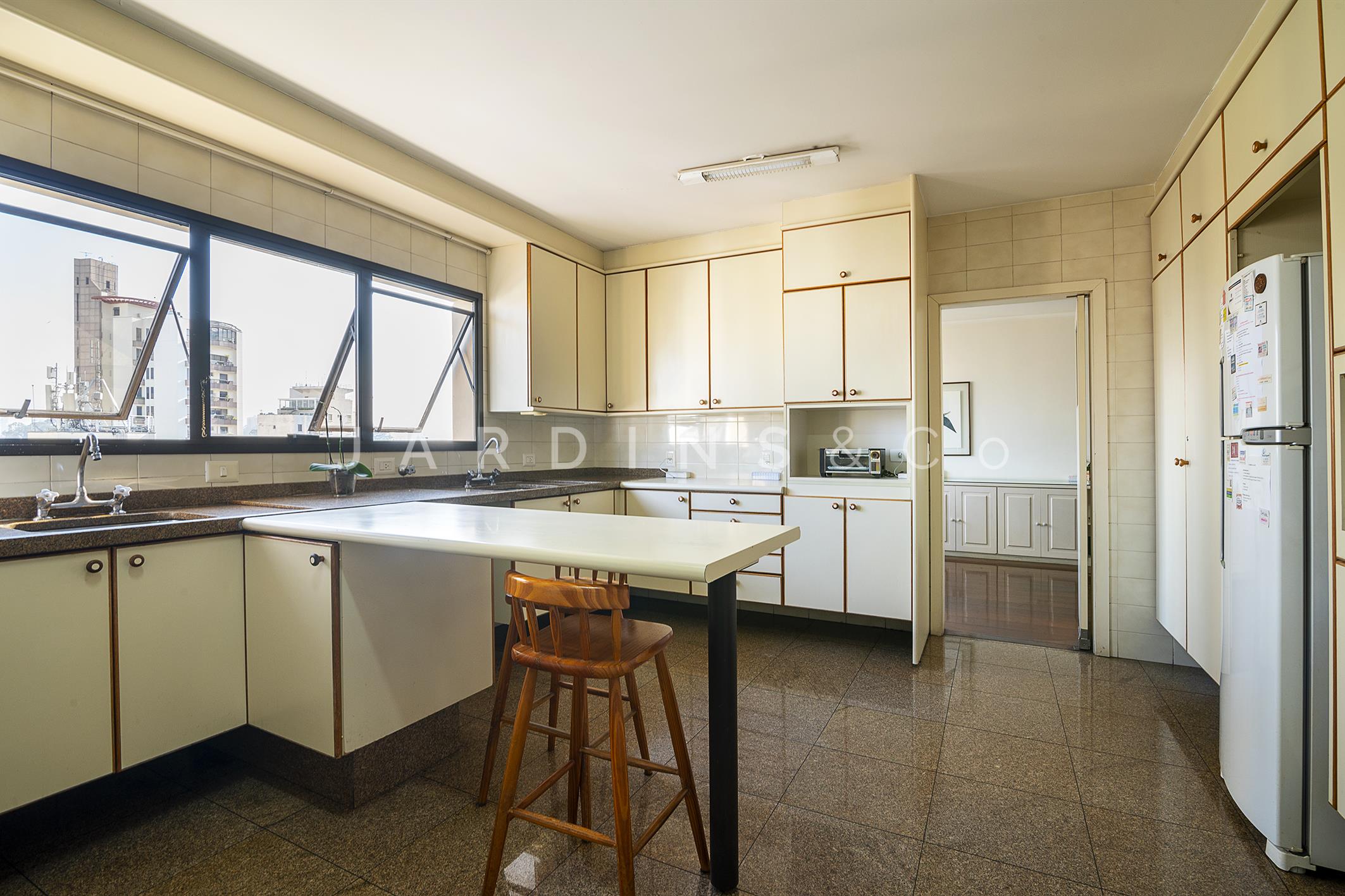 Apartamento no Real Parque