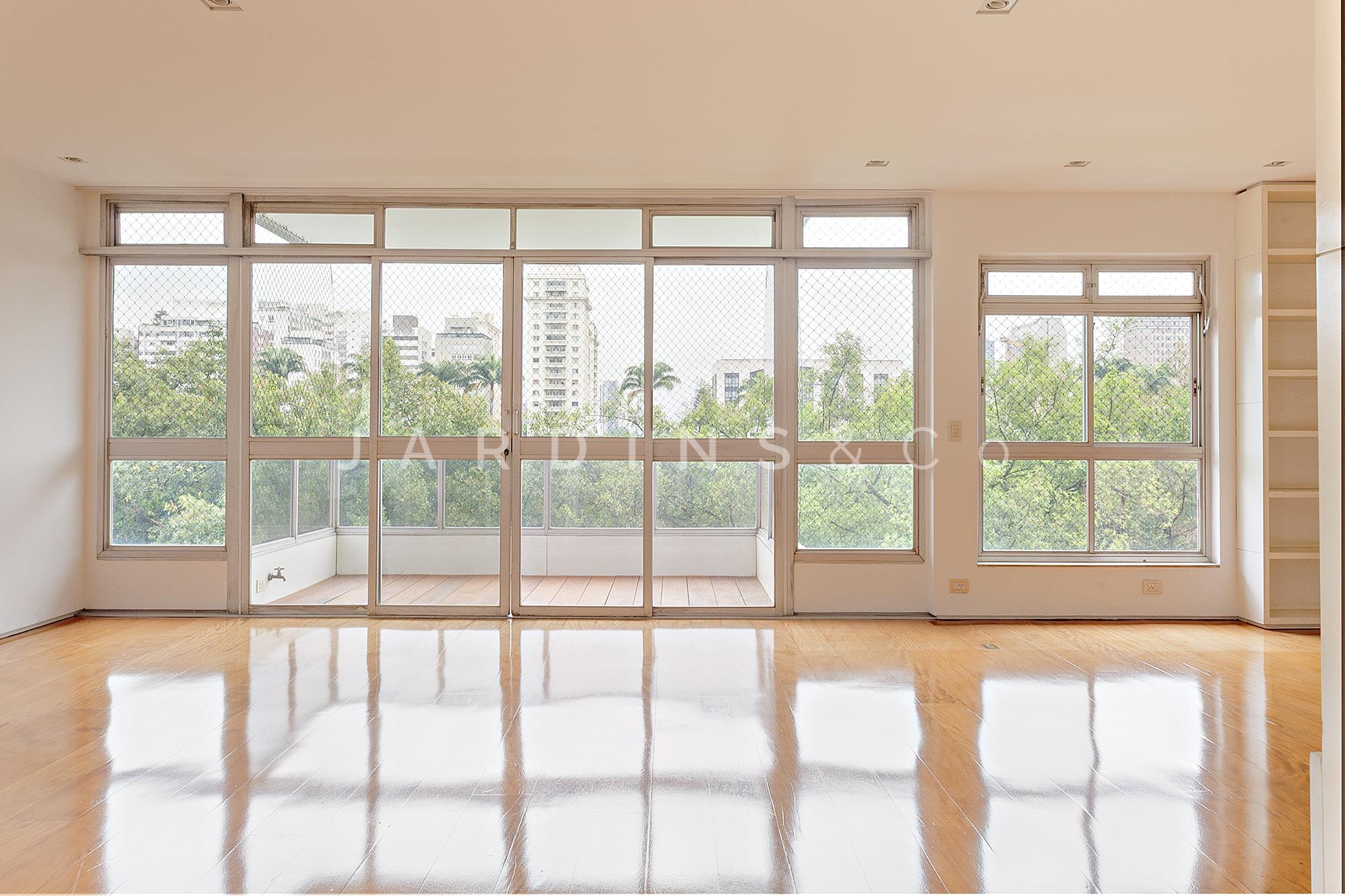 Apartamento no Jardim Europa