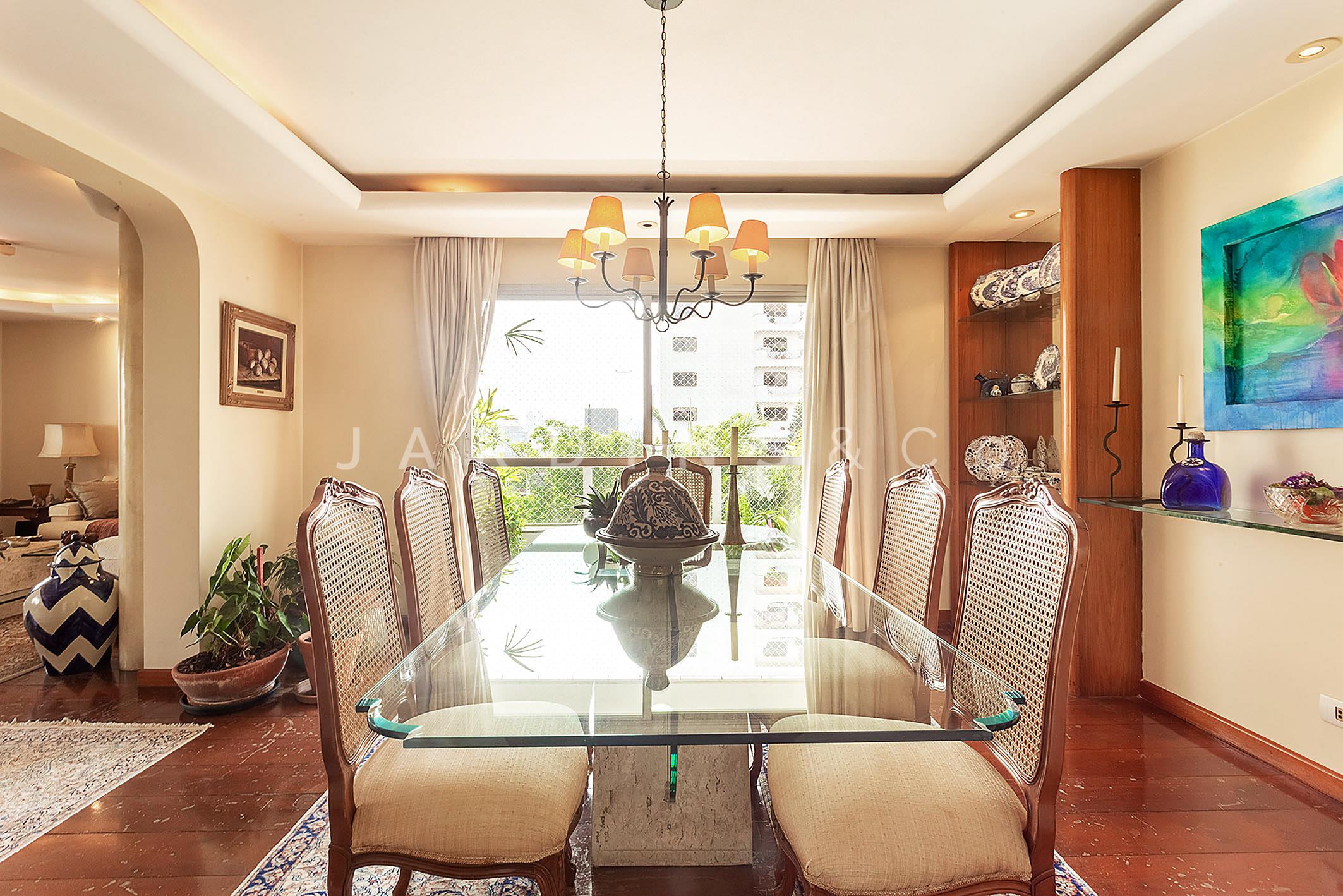 Apartamento no Campo Belo