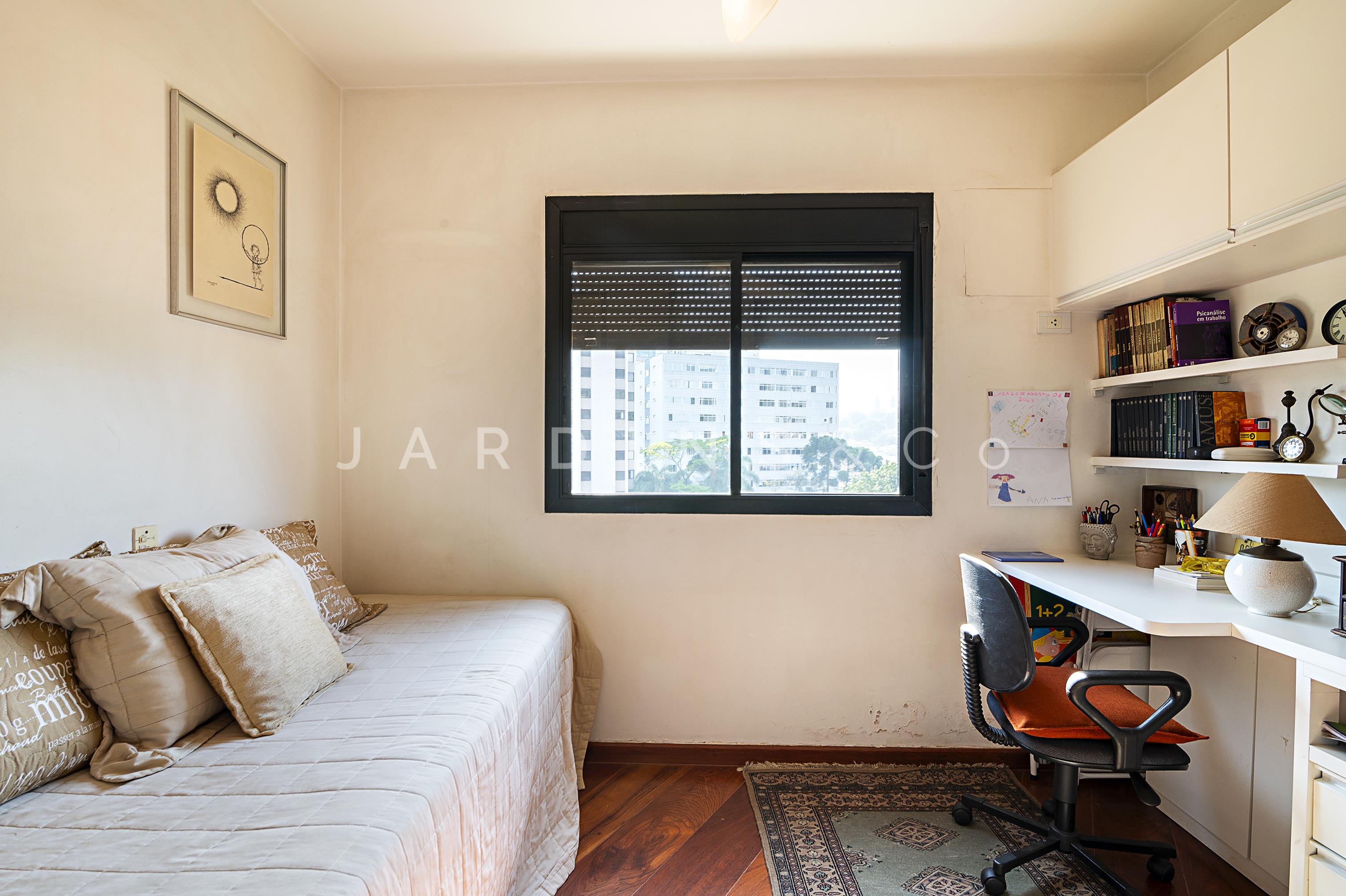 Apartamento no Jardim das Bandeiras