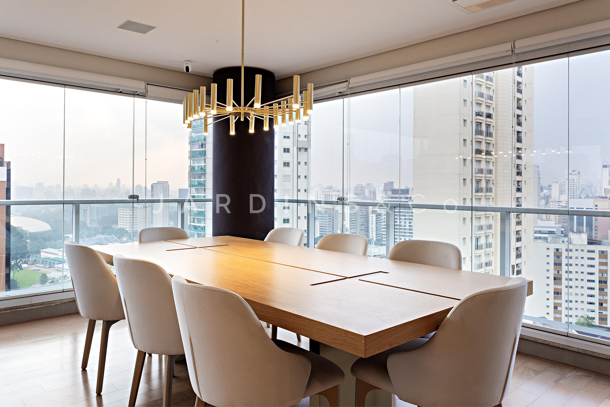 Apartamento no Paraíso