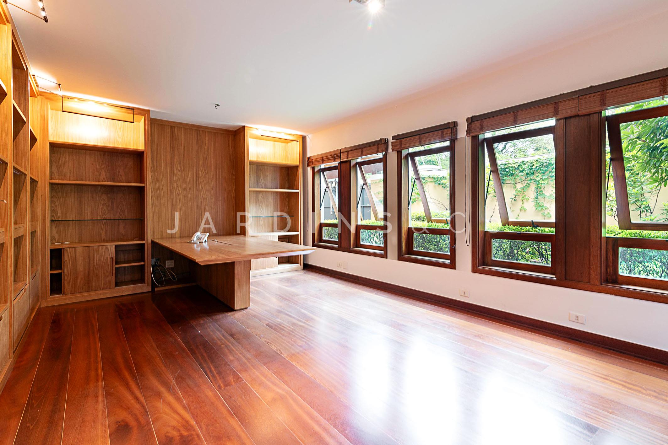 Casa no Jardim Guedala