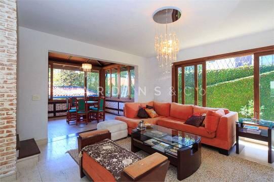 Casa no Jardim Cordeiro