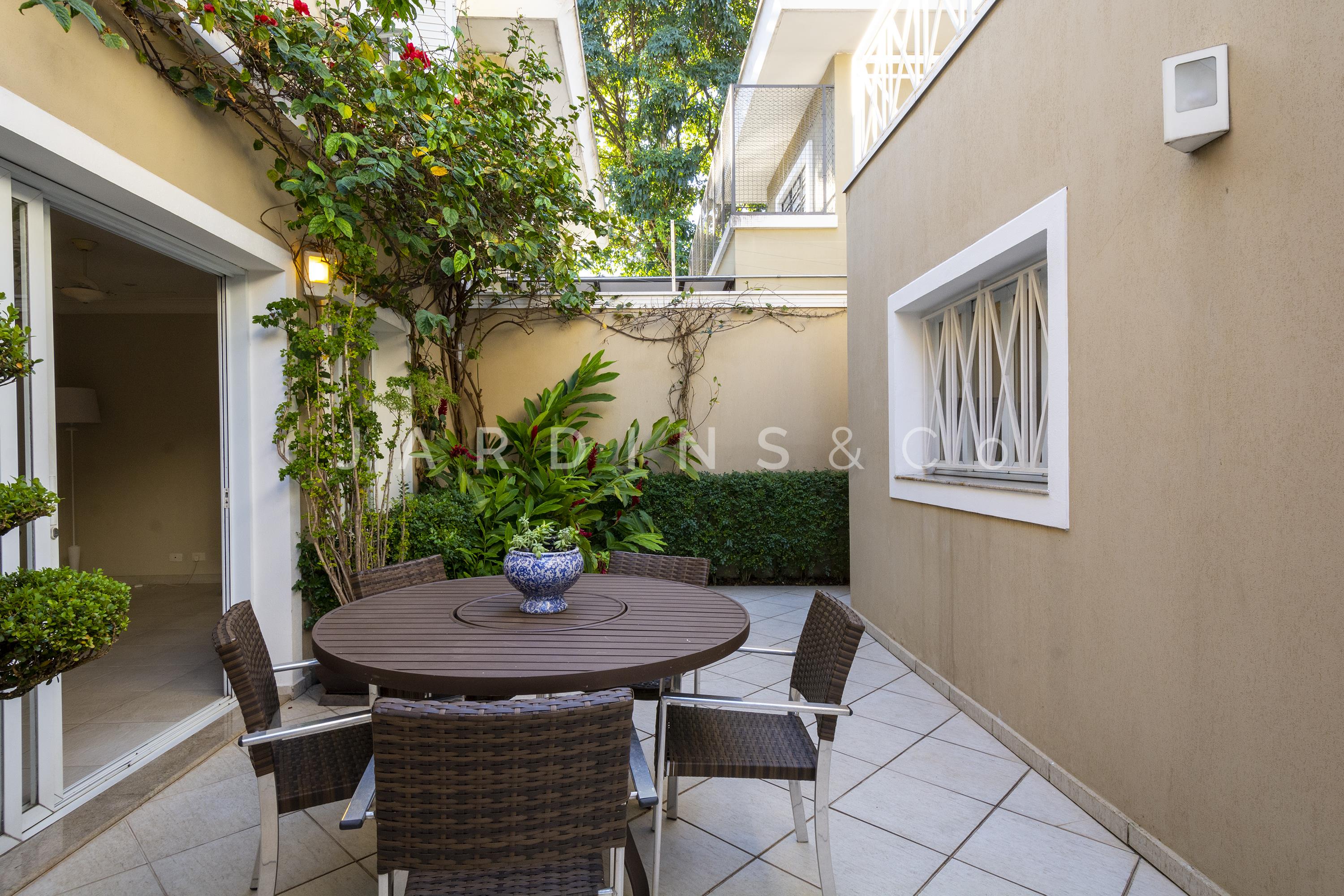 Casa no Jardim Luzitânia
