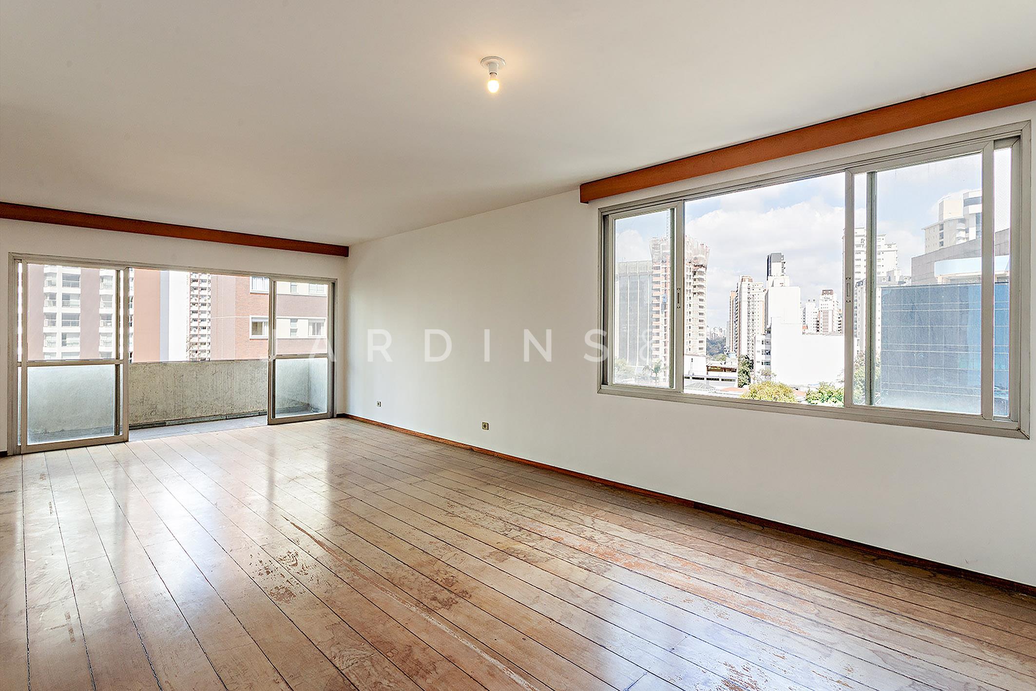 Apartamento no Paraíso