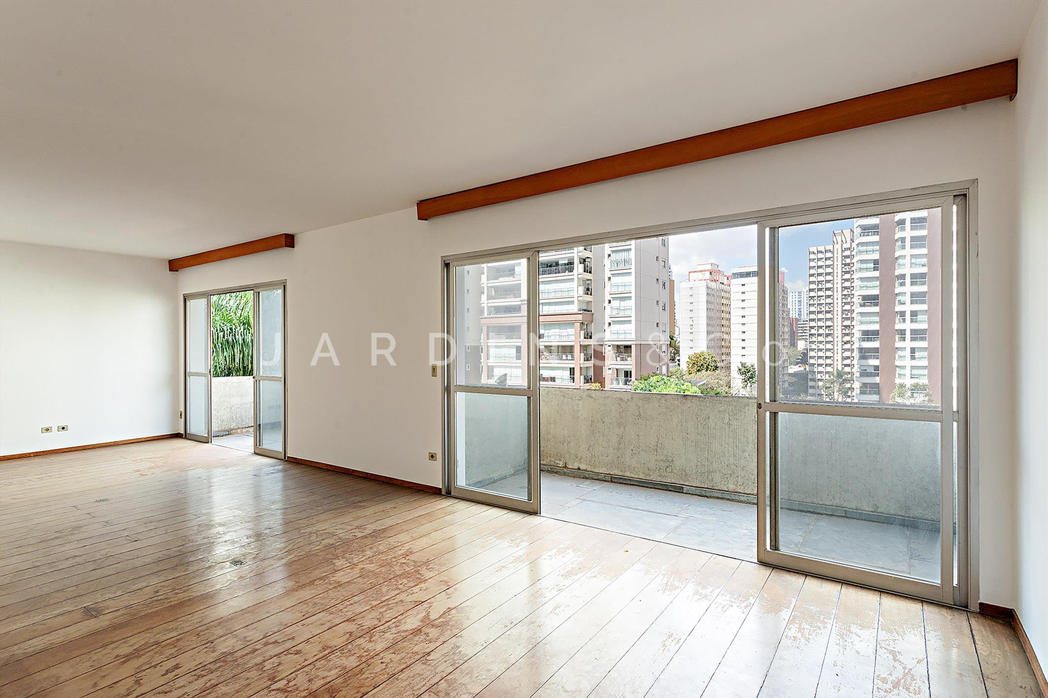 Apartamento no Paraíso