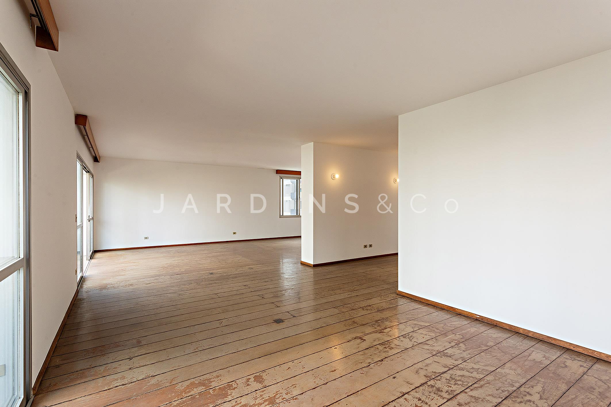 Apartamento no Paraíso