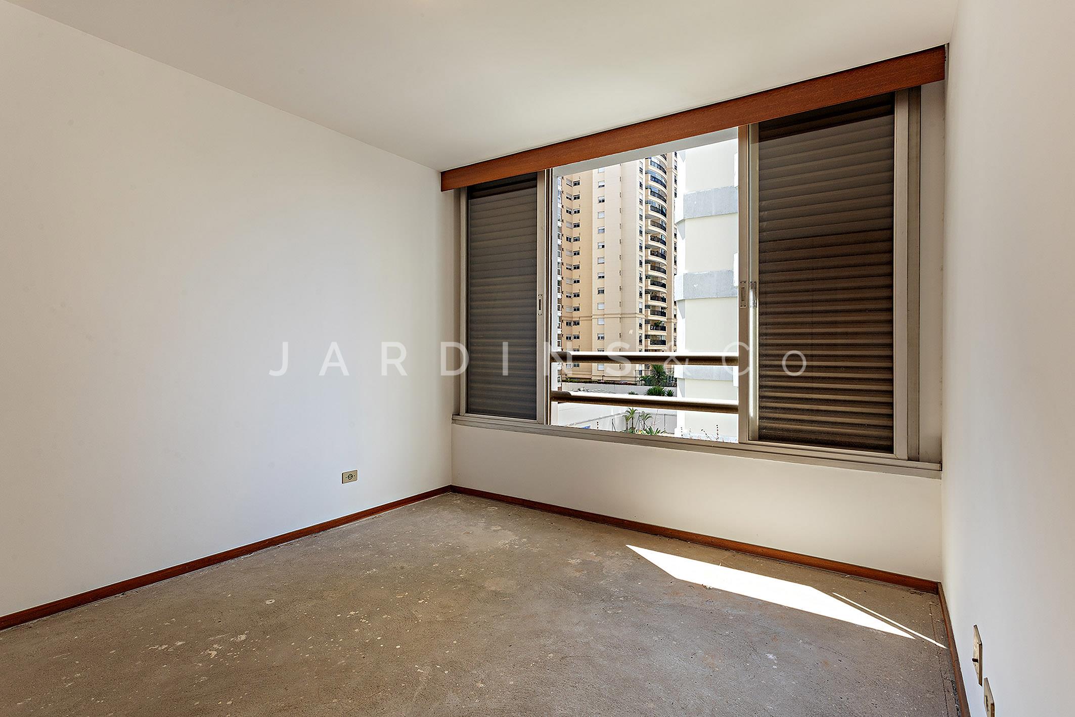 Apartamento no Paraíso