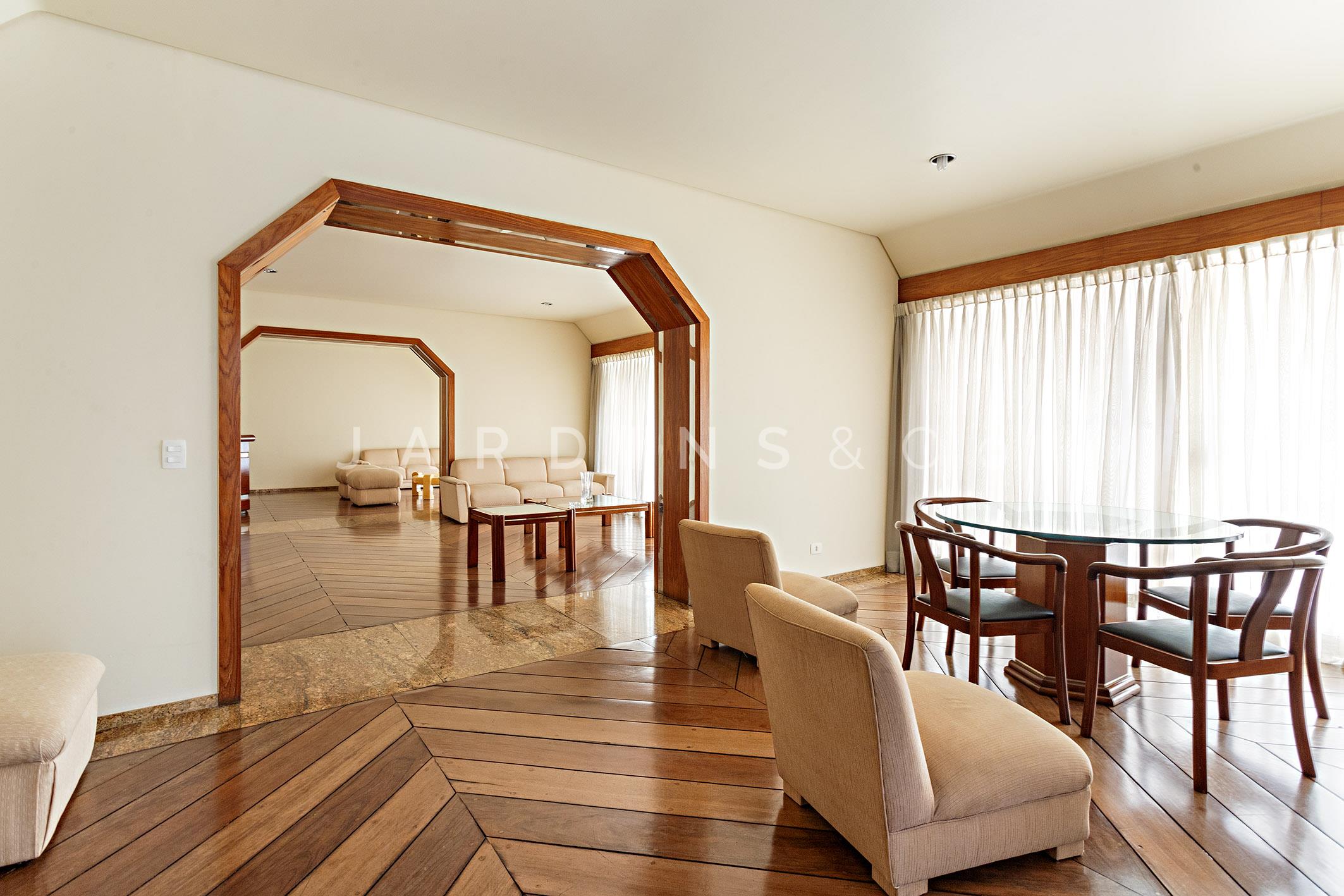 Apartamento no Paraíso