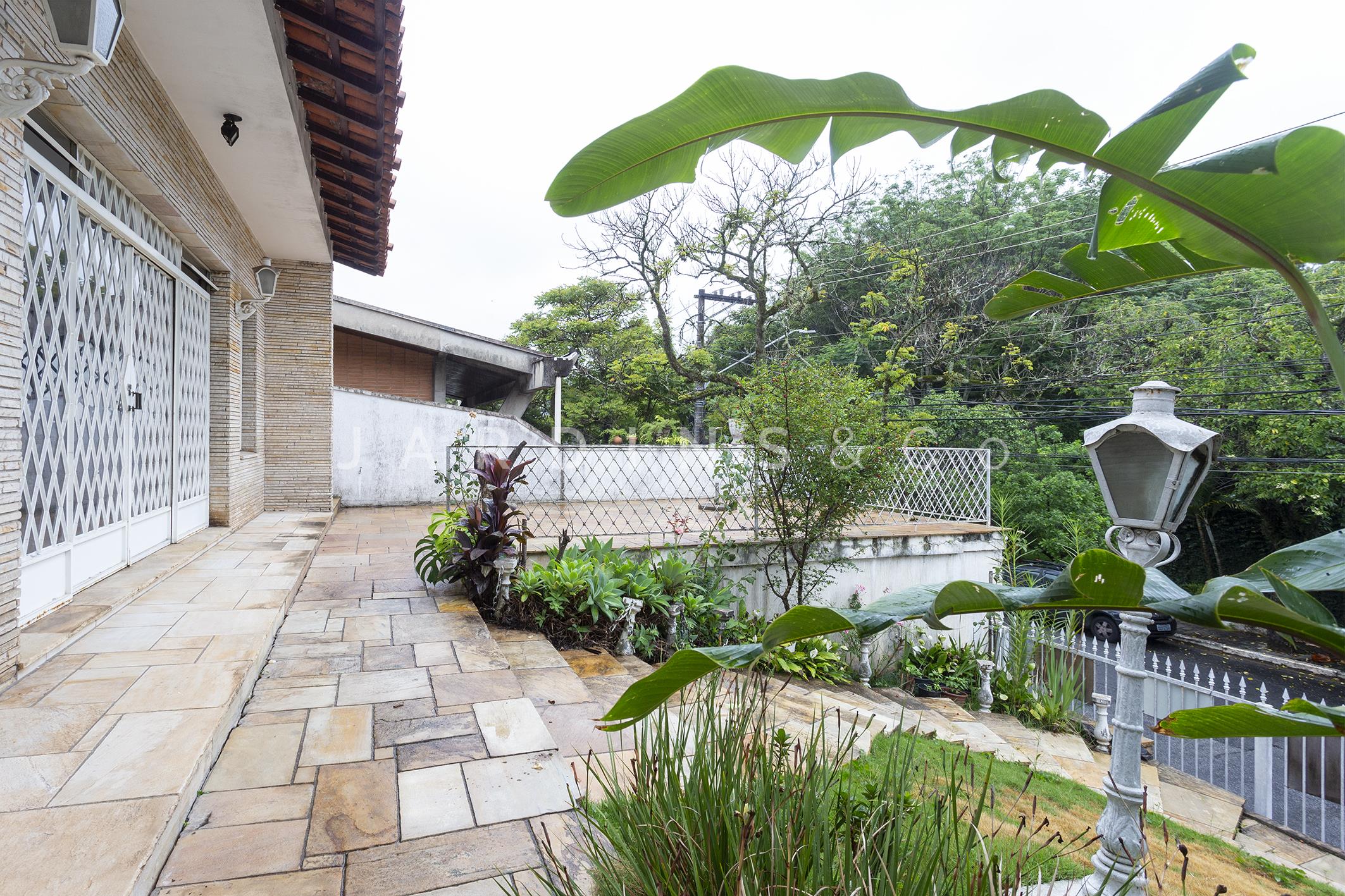 Casa no Jardim das Bandeiras