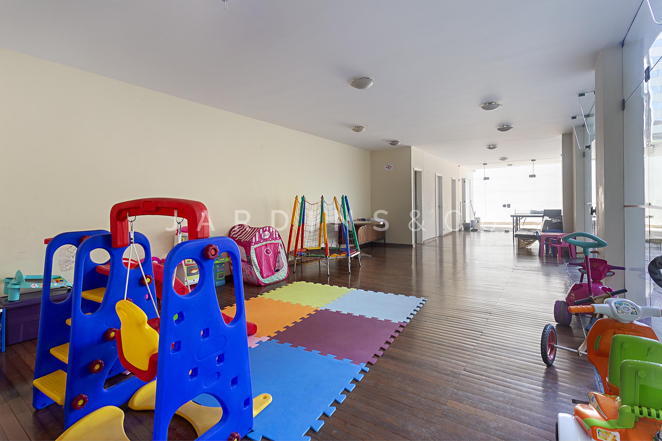 Apartamento no Paraíso