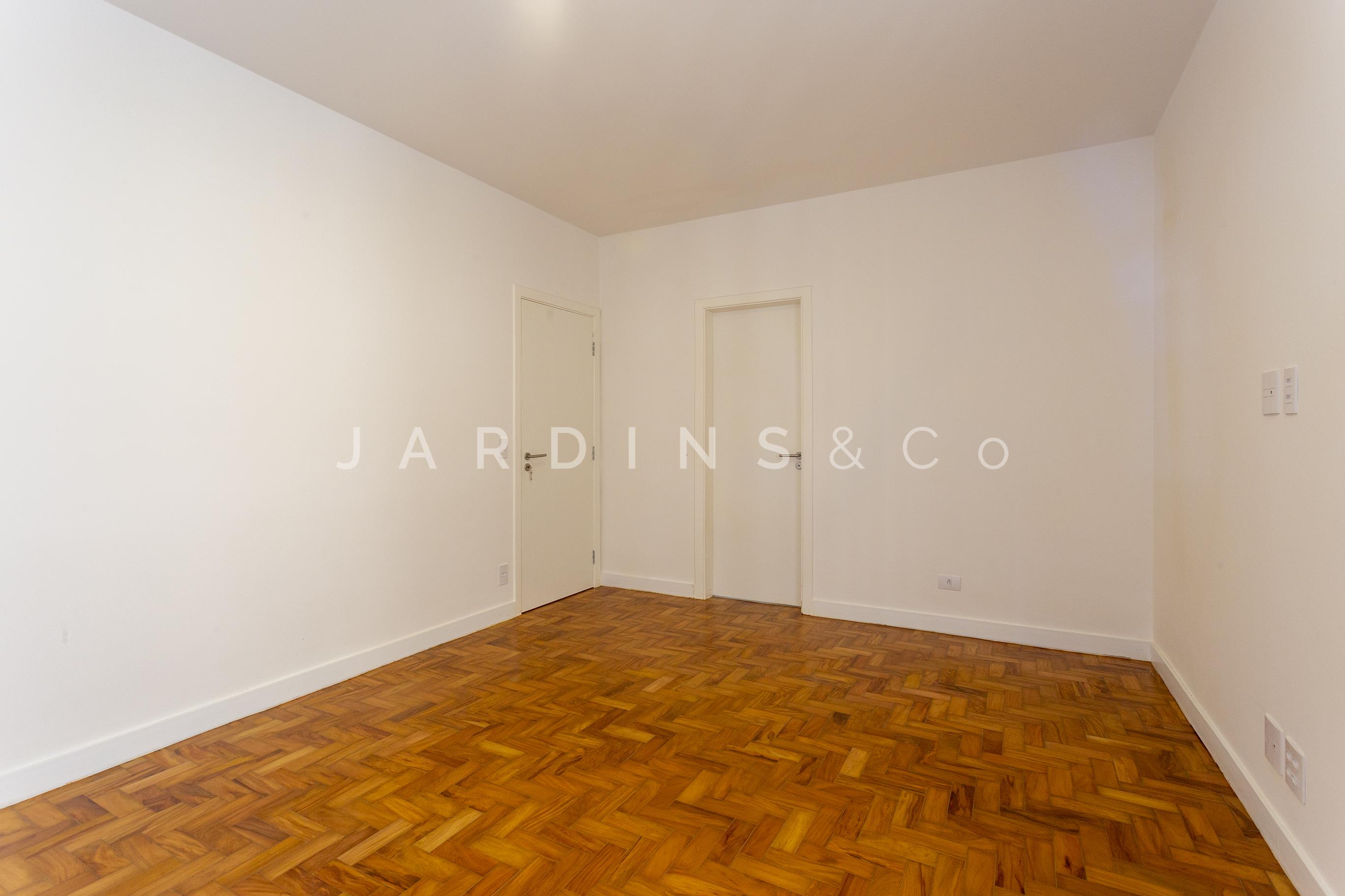 Apartamento no Paraíso