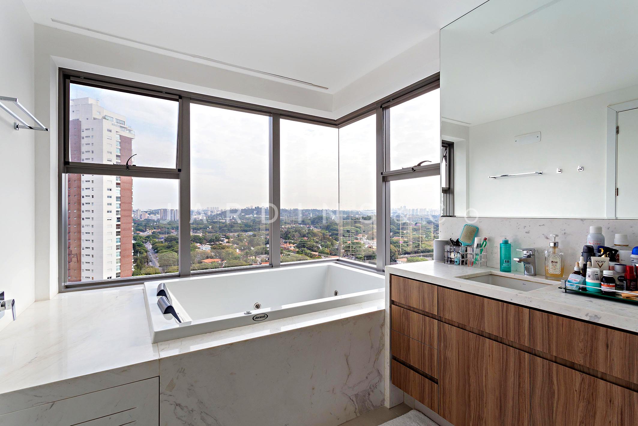 Apartamento no Alto de Pinheiros