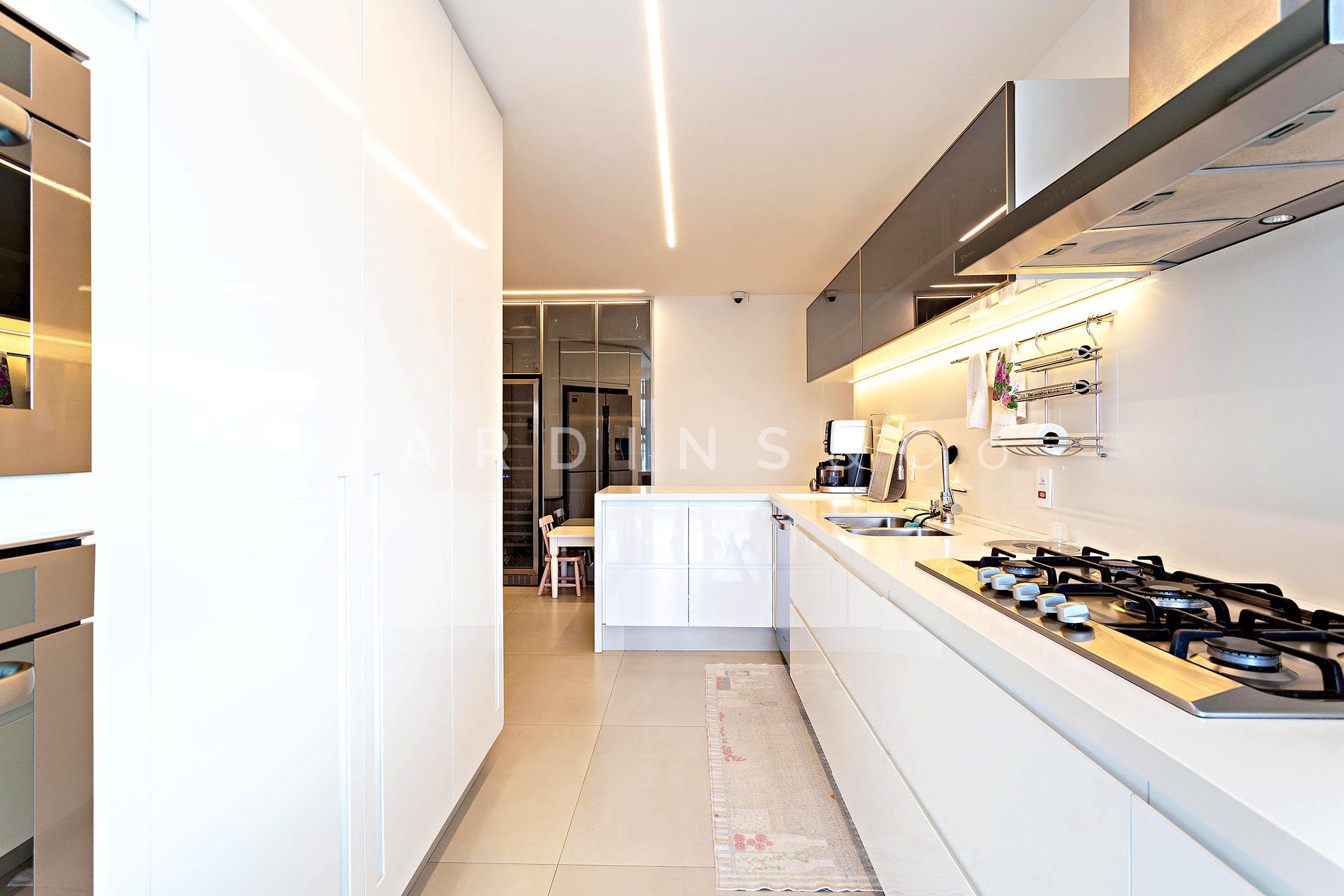 Apartamento no Alto de Pinheiros