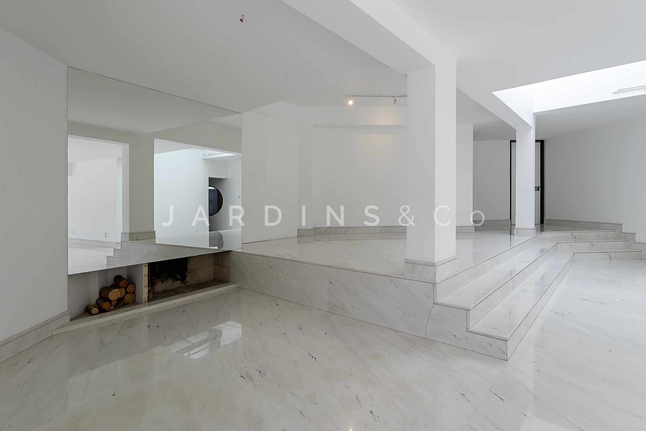 Casa em Condomínio no Jardim Vitória Régia