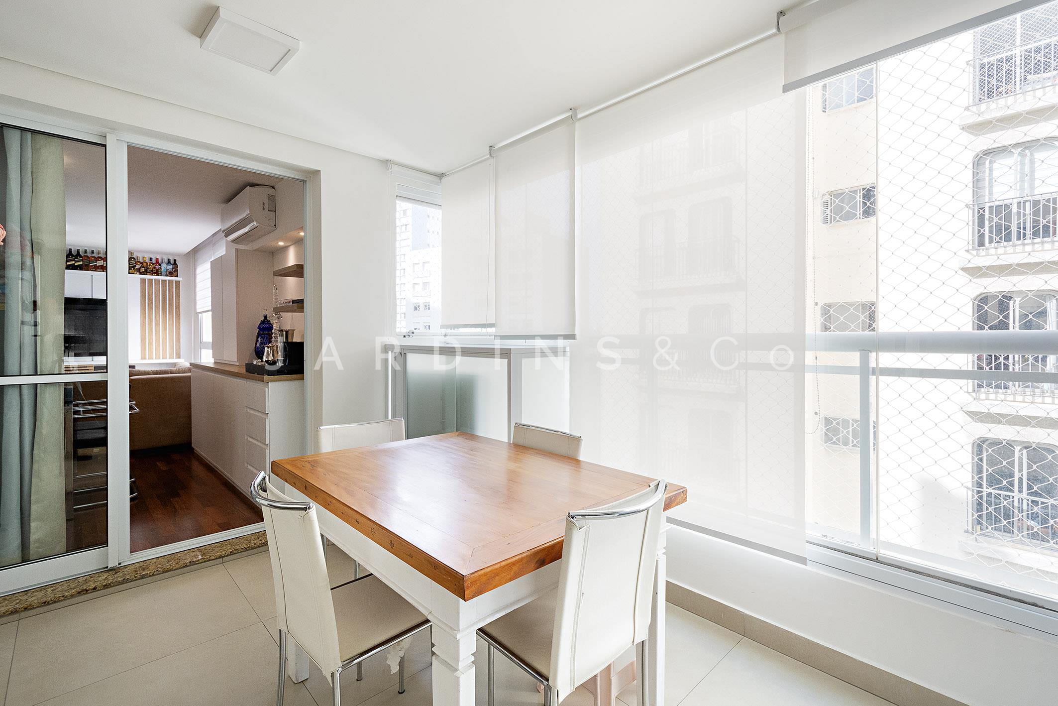 Apartamento no Paraíso